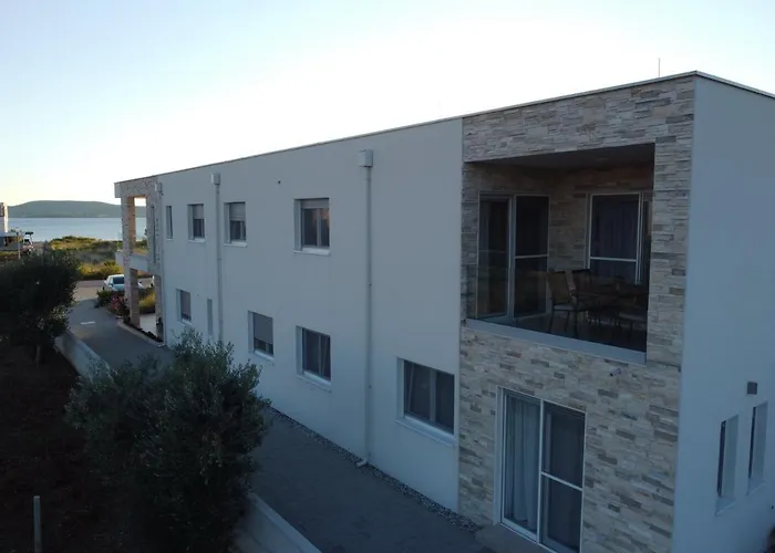 Apartment Perla