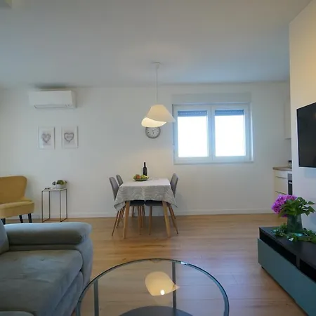 Apartment Perla Sukosan